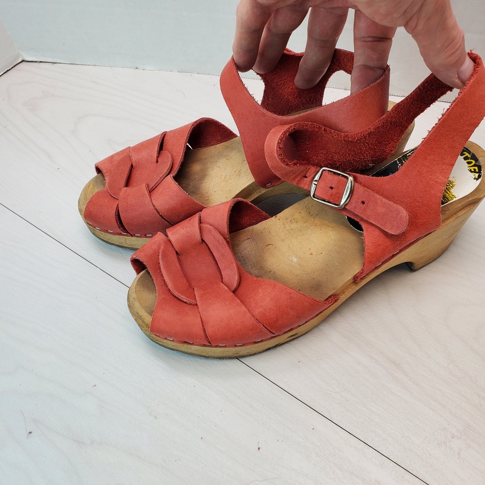 Torpatoffeln Clogs Sweden Cherry Red Leather Wooden Platform Peep Toe 39 Womens